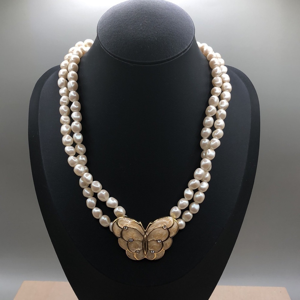 Vintage Kenneth Jay Lane KJL for Avon Butterfly Faux Pearl Necklace Dressy Party